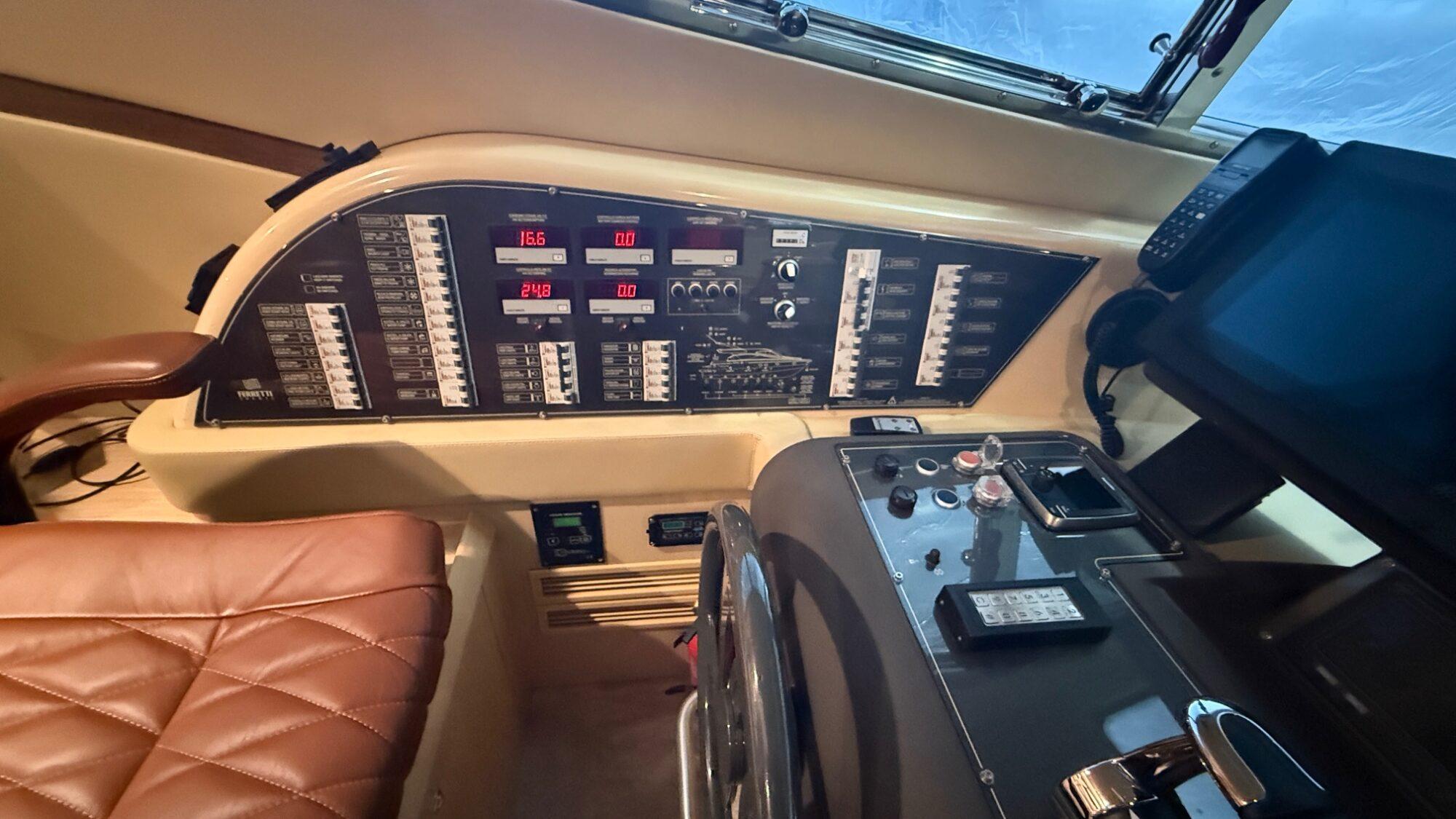 Ferretti Yachts Ferretti 500 Elite Flybridge