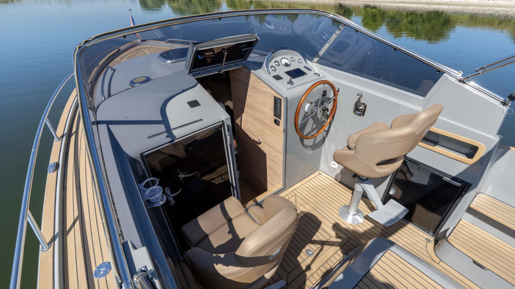 Antaris Seventy7 Cabin ( 2022)