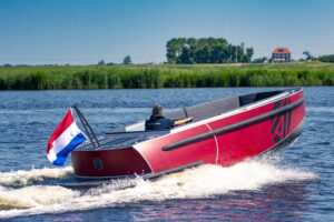 AluShip TNDR 670