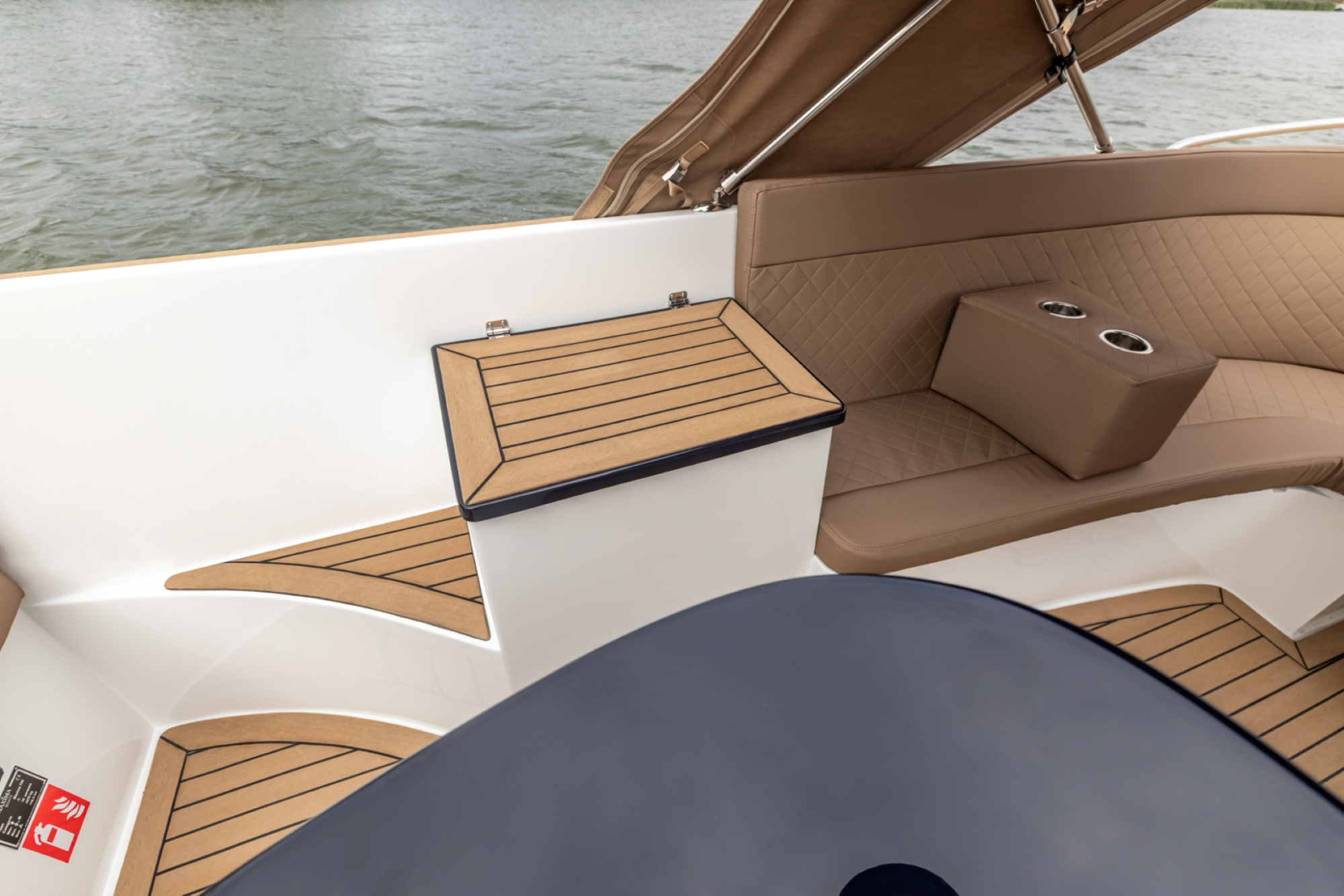 Maxima Boats 720 Retro