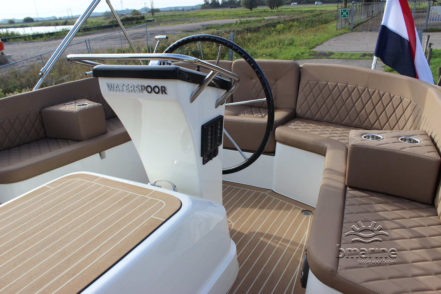 Waterspoor 777 Aviator