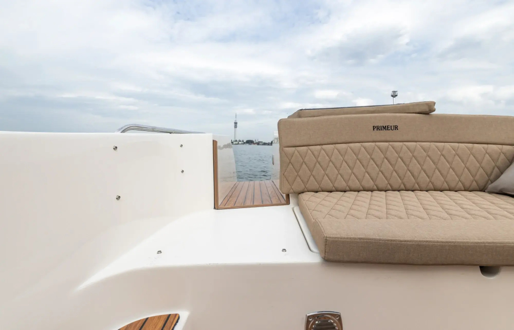 Primeur 705 tender PROEFVAREN 12 & 13 SEPTEMBER