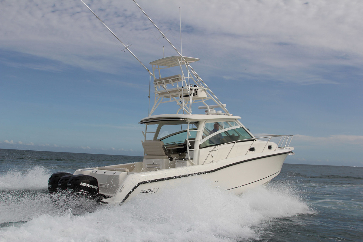 Boston Whaler 345 Conquest