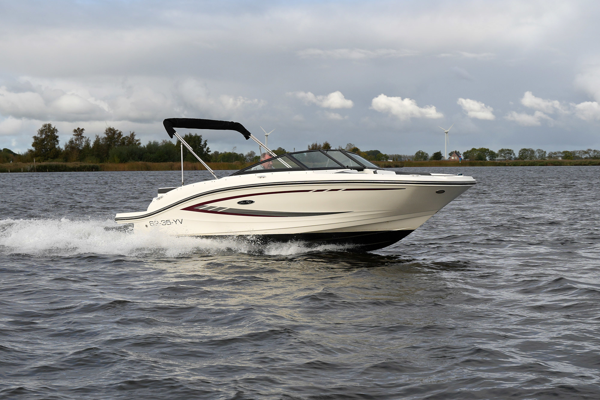 Sea Ray 19 SPX