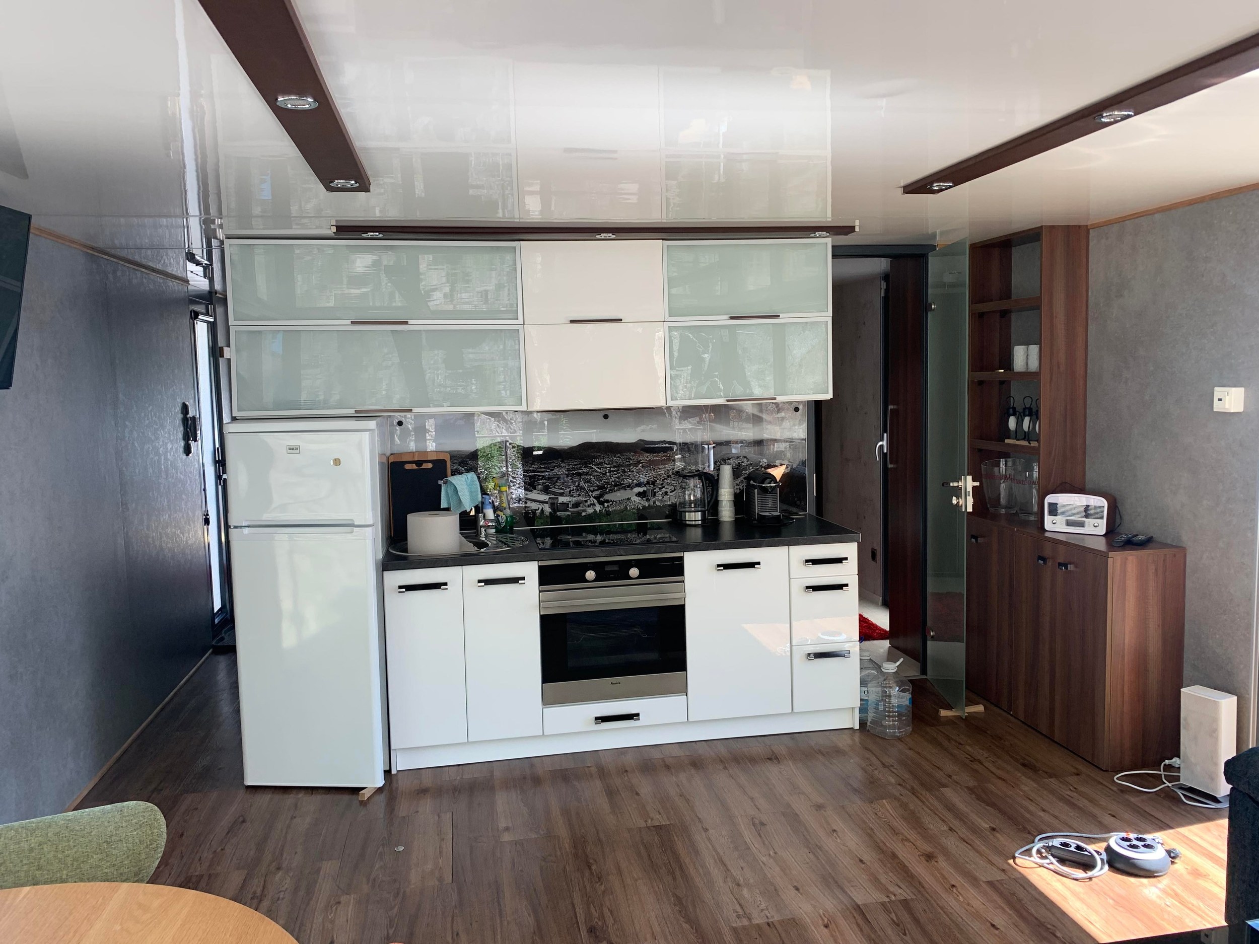 Waterbus Optima Houseboat