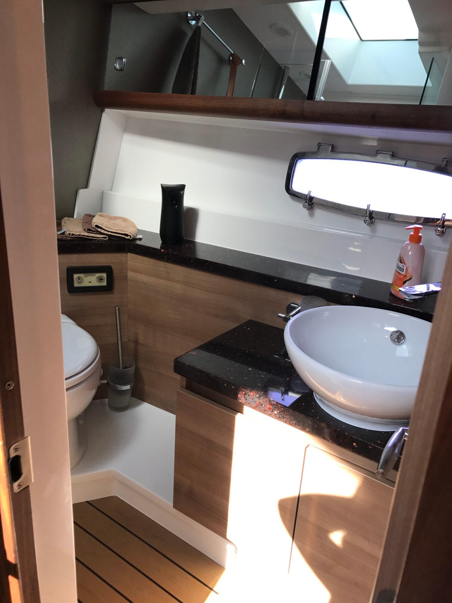 Sealine Sealine F 42 Flybridge