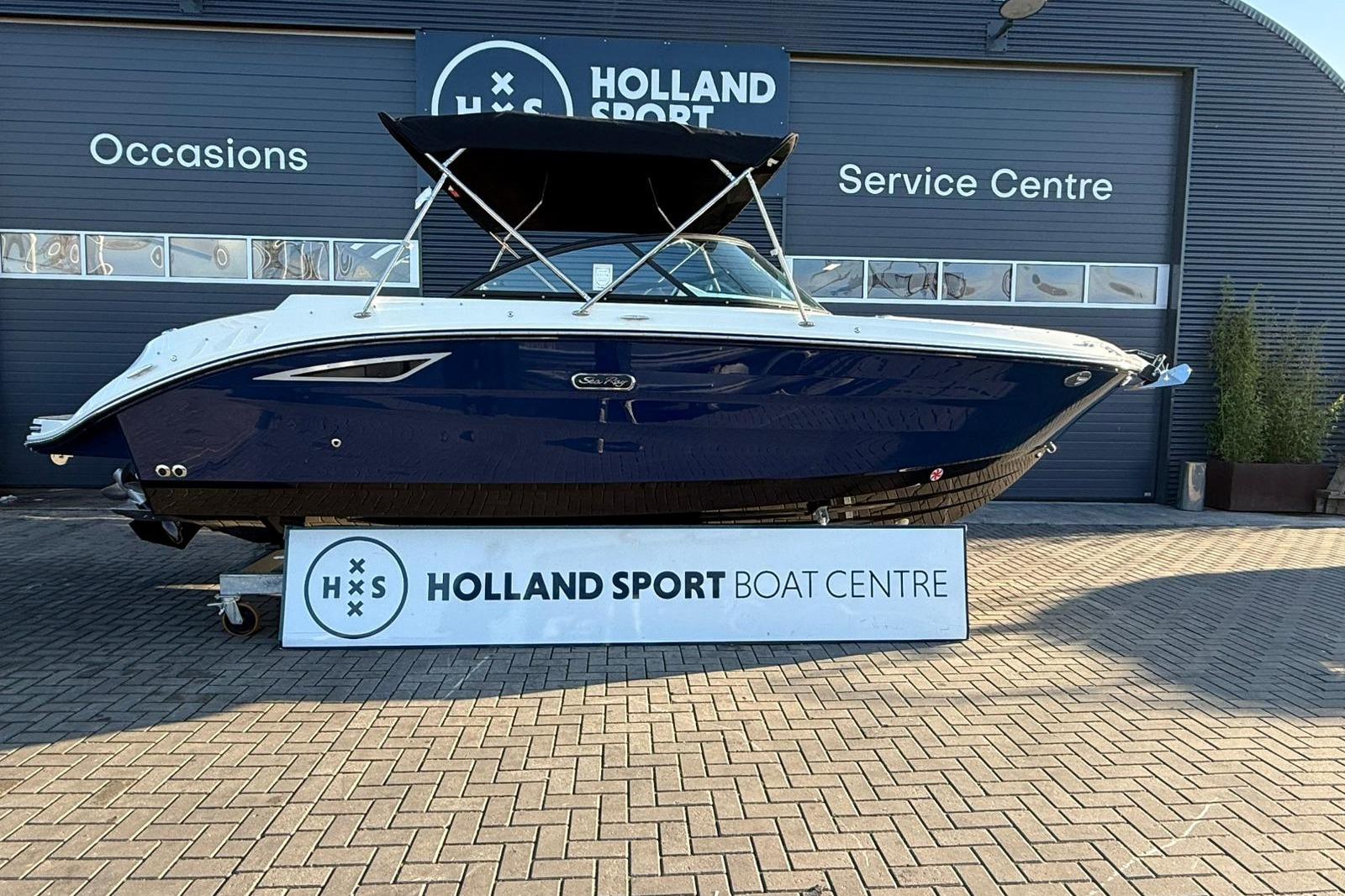 Sea Ray SDX 230
