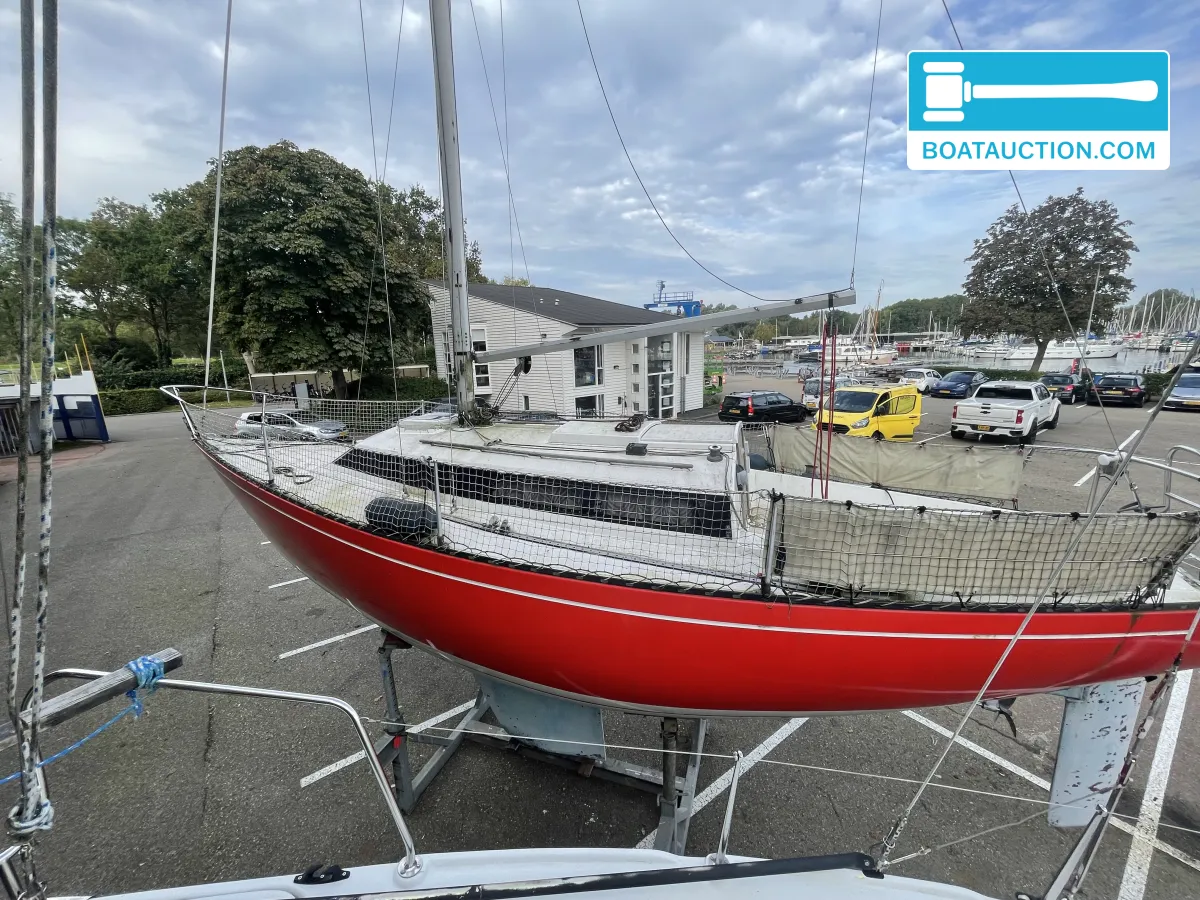 Standfast Loper 27