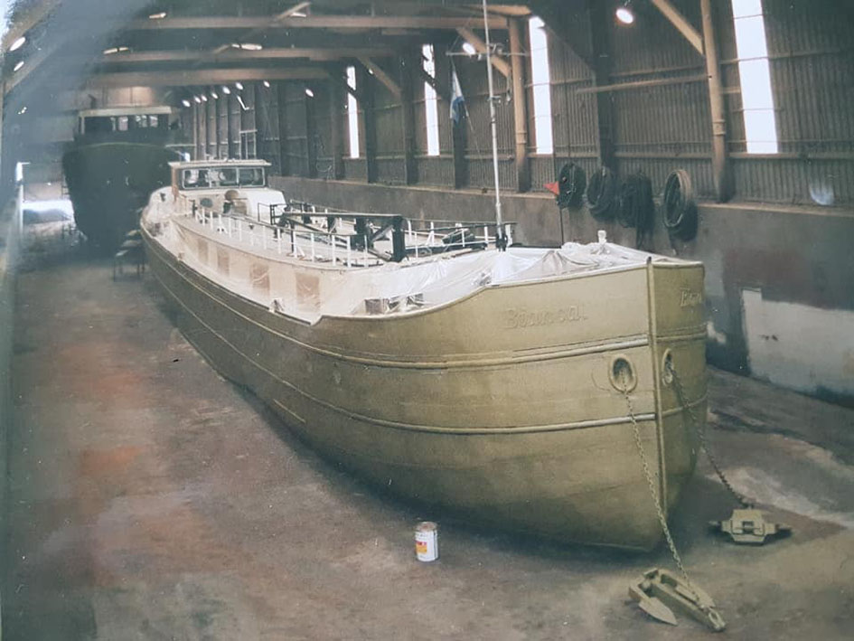 Luxe Motor 36.72, CBB Rijn