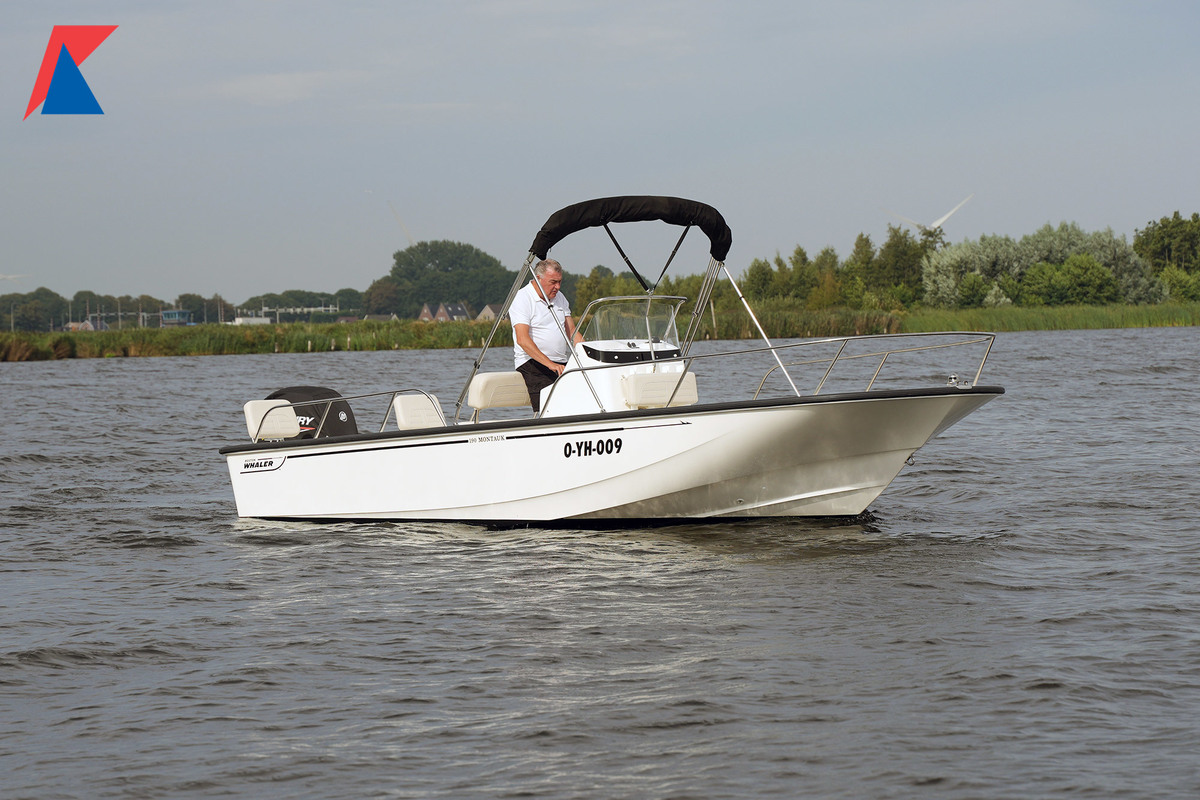 Boston Whaler 190 Montauk