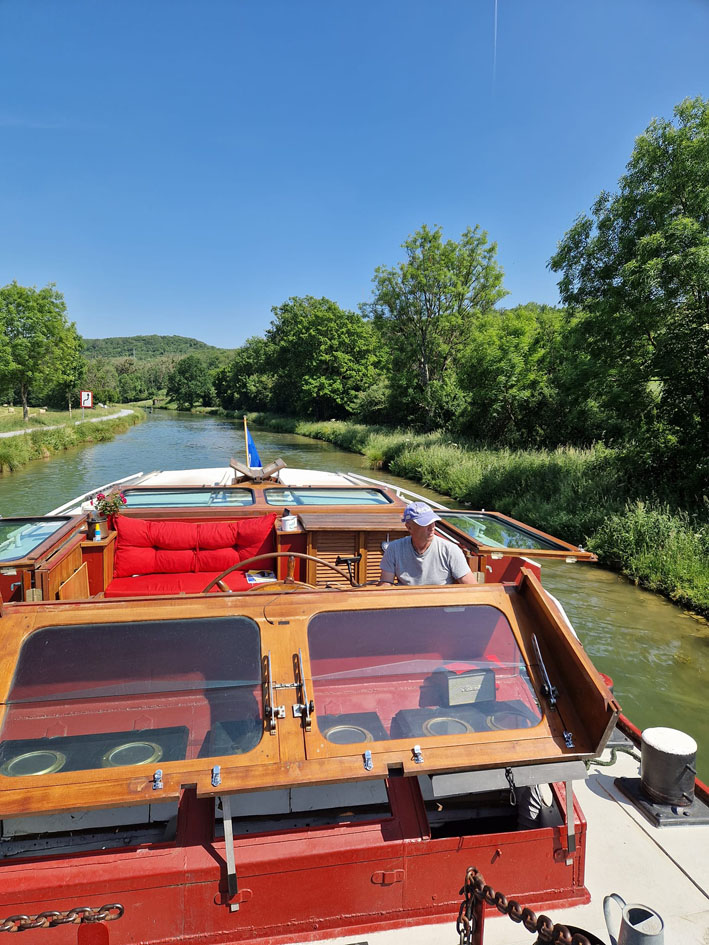 Spits Varend Woonschip 30.53 met UBC