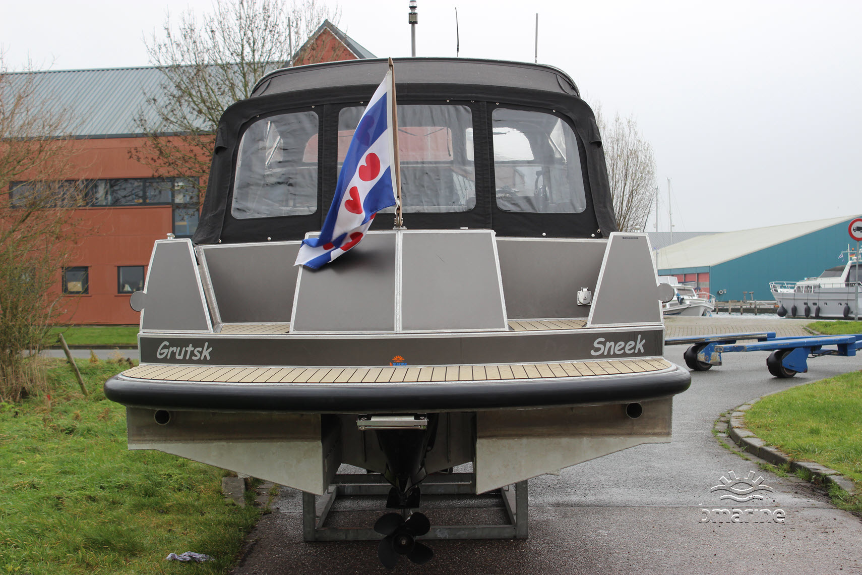 Van Vossen Tender Cabin 1000