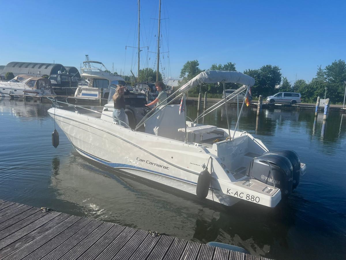 Jeanneau Cap Camarat 9.0 CC