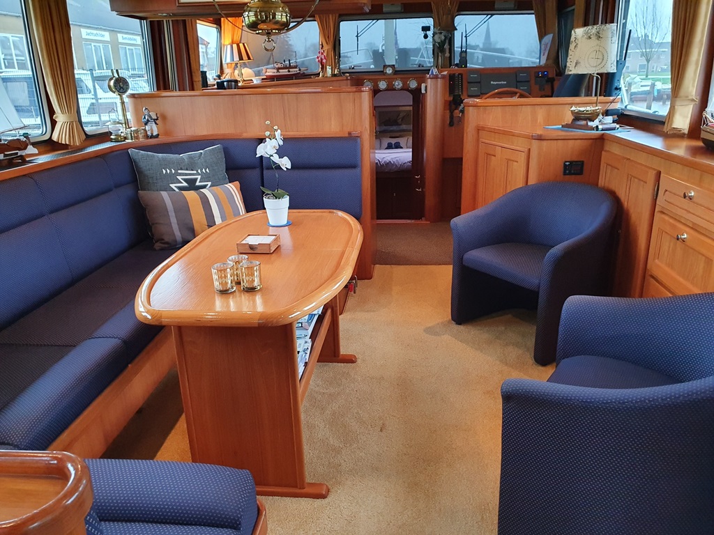 Smelne Salon Vlet 1485