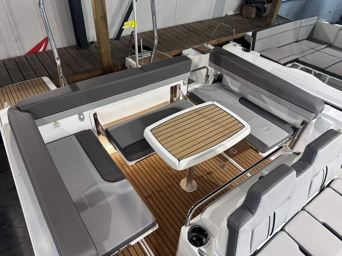 Jeanneau Cap Camarat 7.5 WA Serie 3