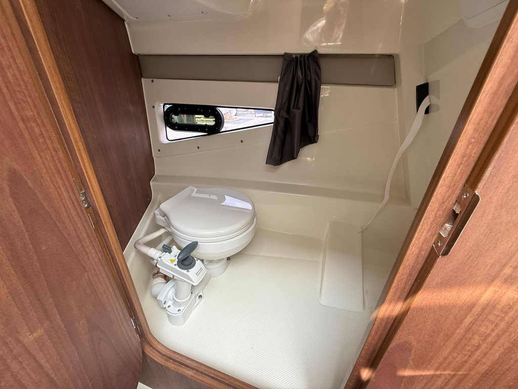 Quicksilver 755 Cruiser