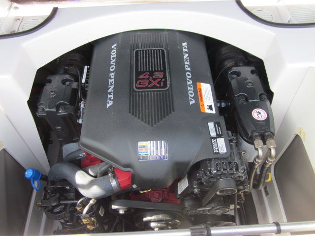 Four Winns 200 Horizon Bowrider