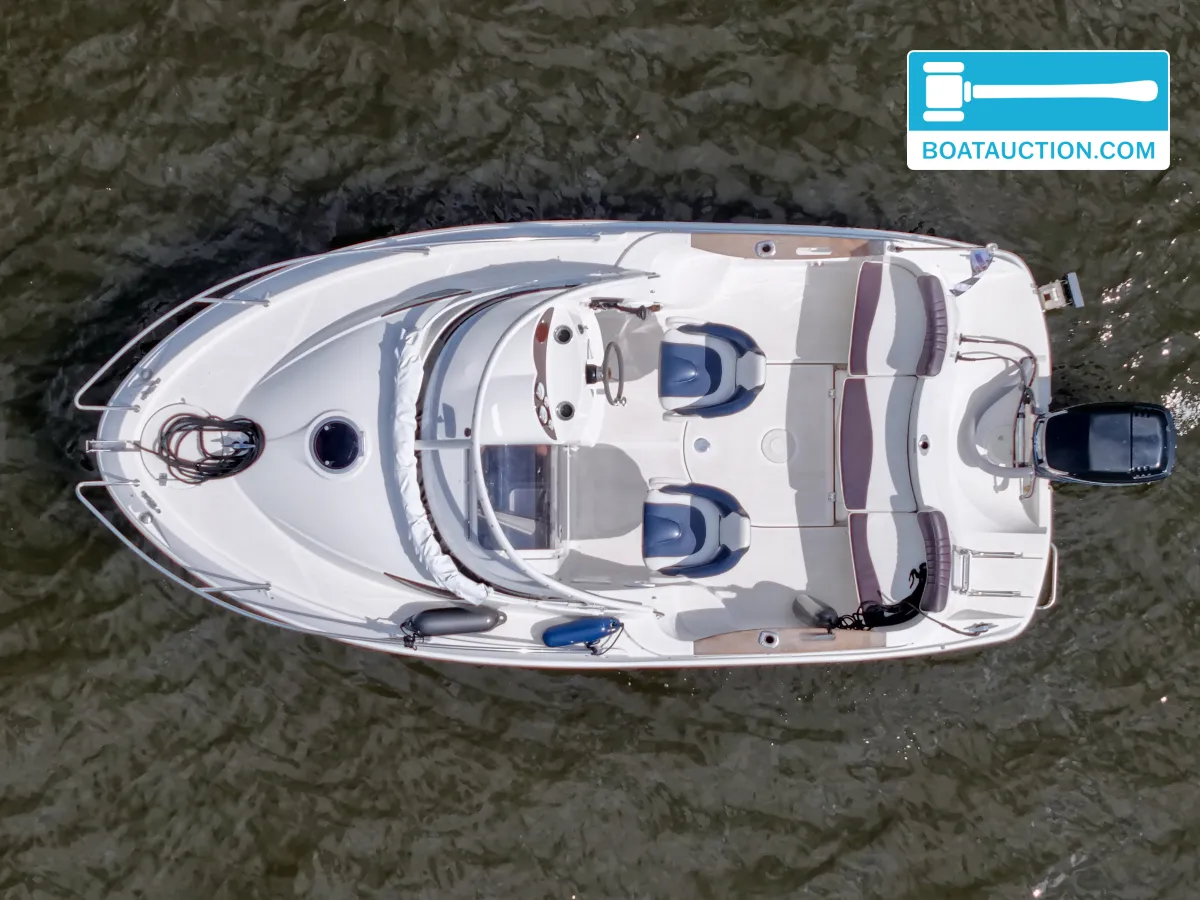 Quicksilver 540 Cabin