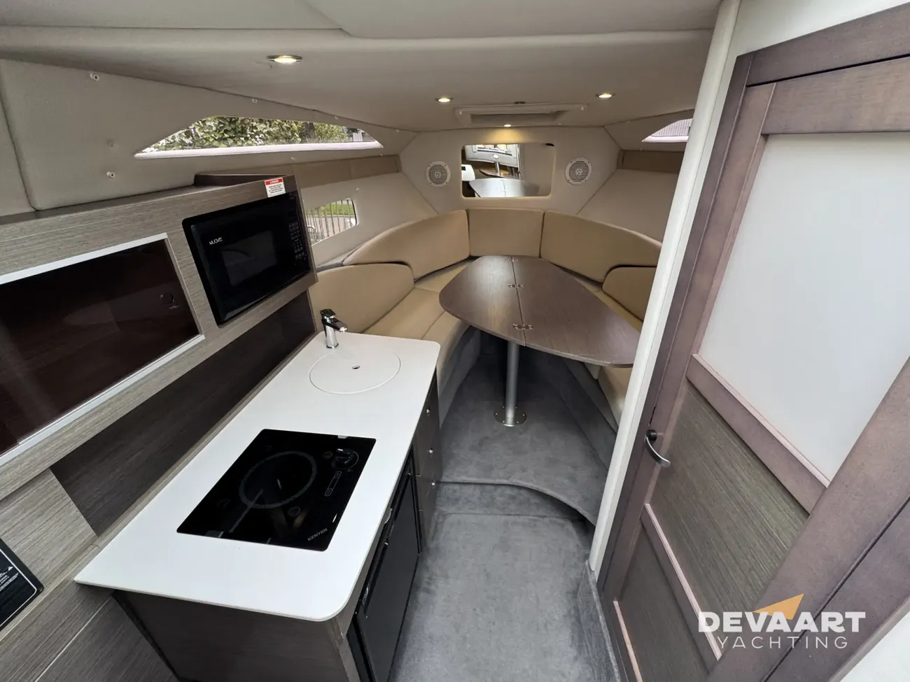Bayliner Ciera 8