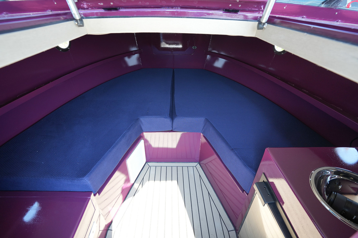 Waterman 8.0 Cabin