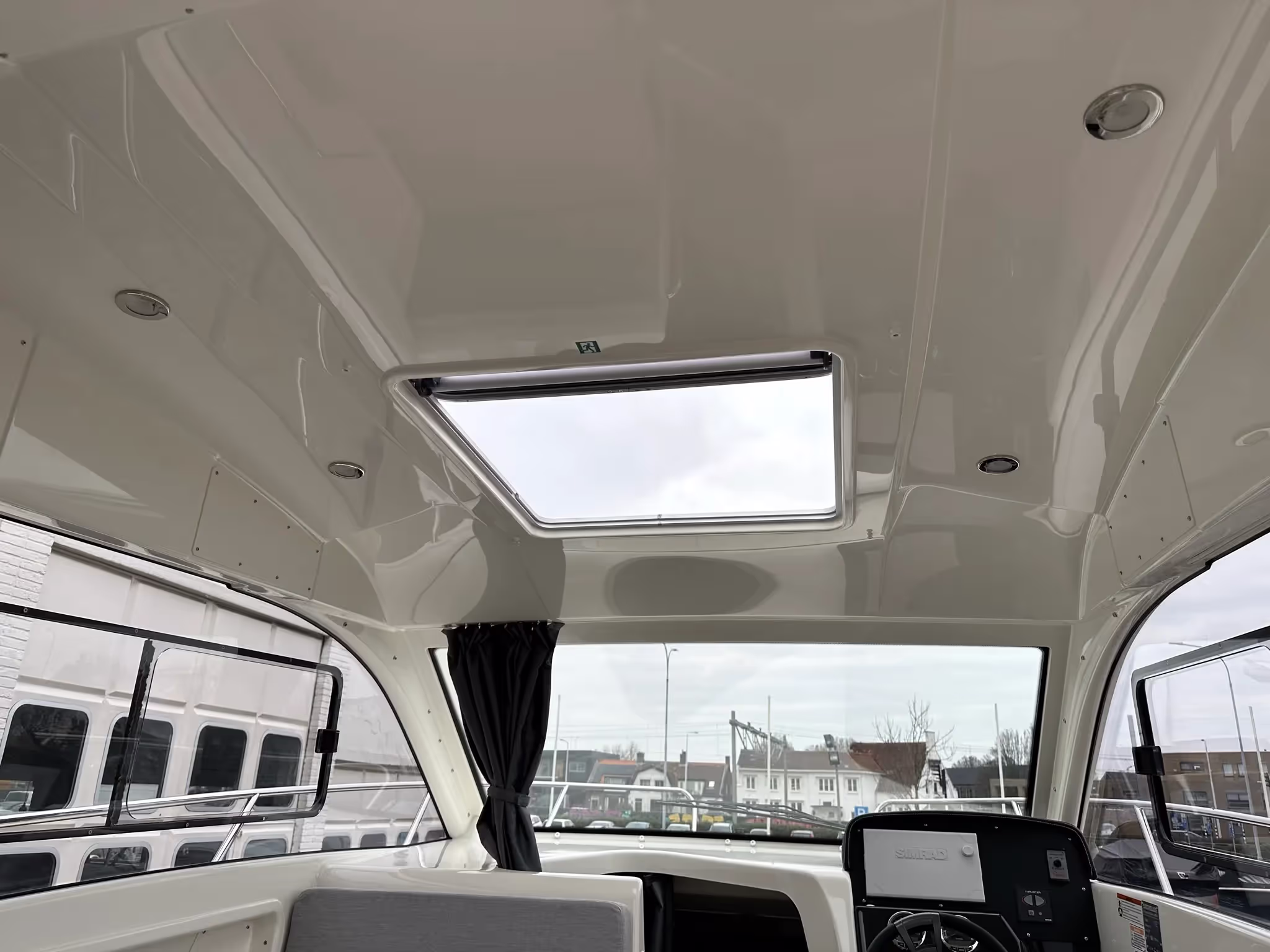 Quicksilver 755 Weekend