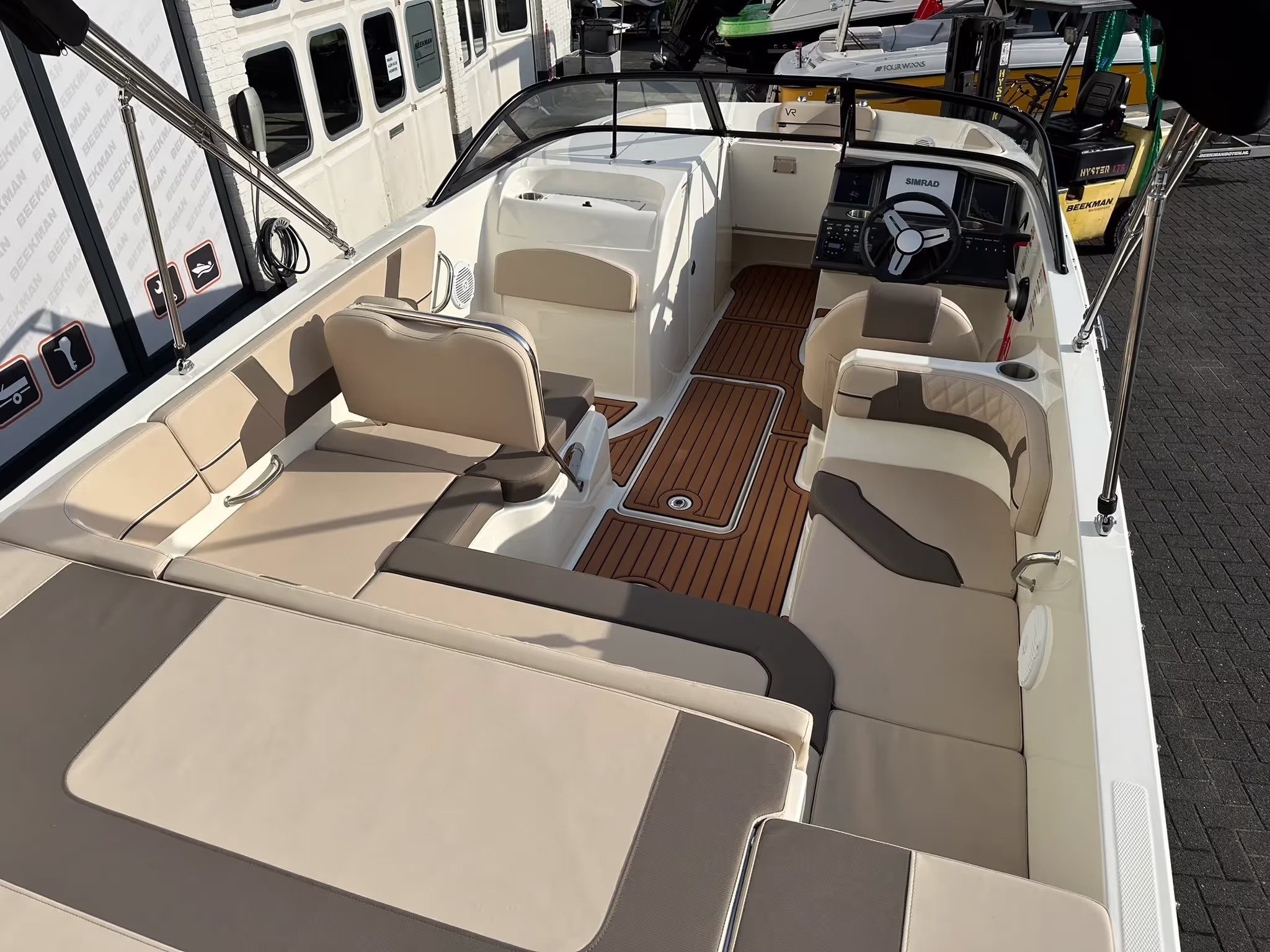 Bayliner VR6 Bowrider