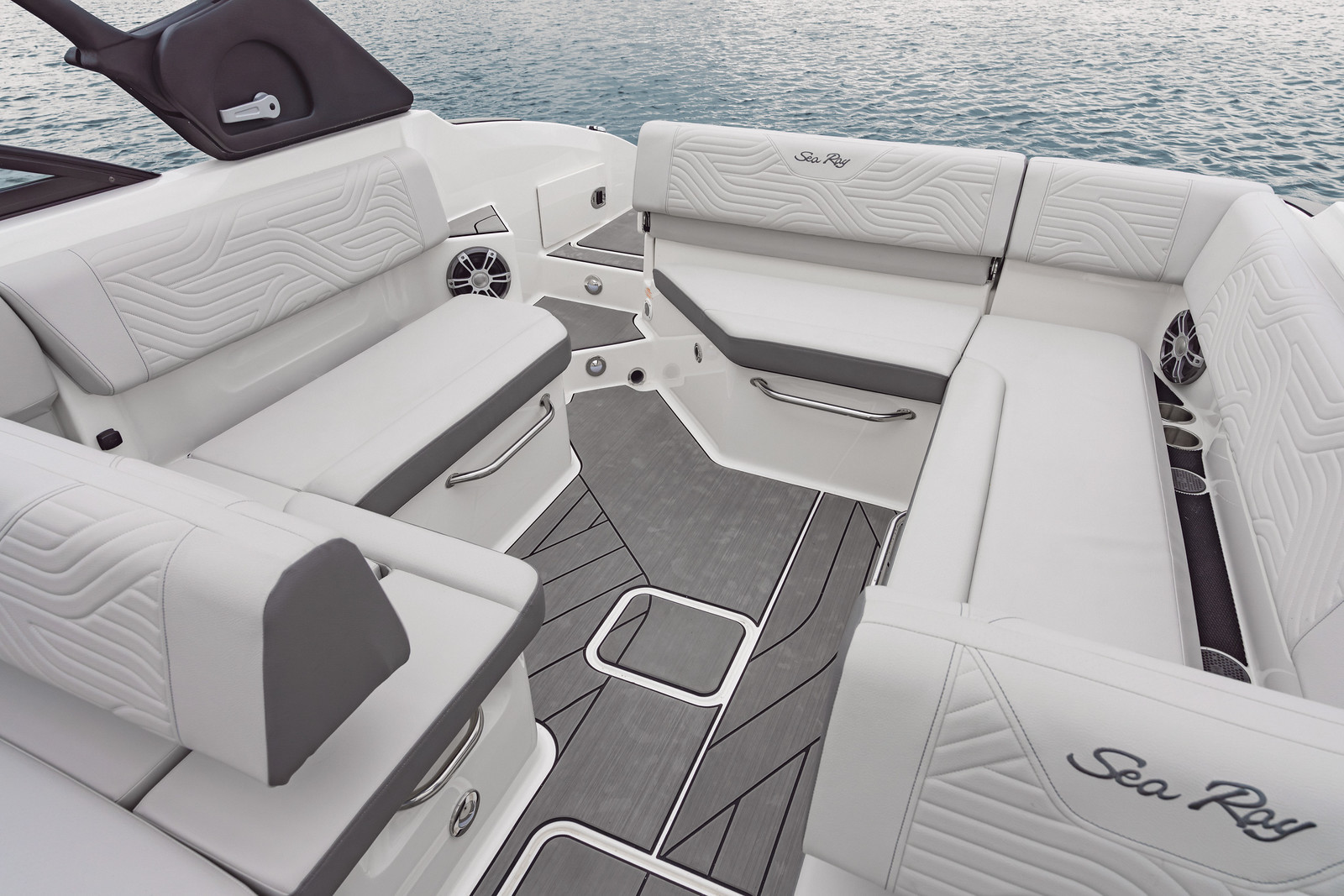 Sea Ray SDX 270 Surf