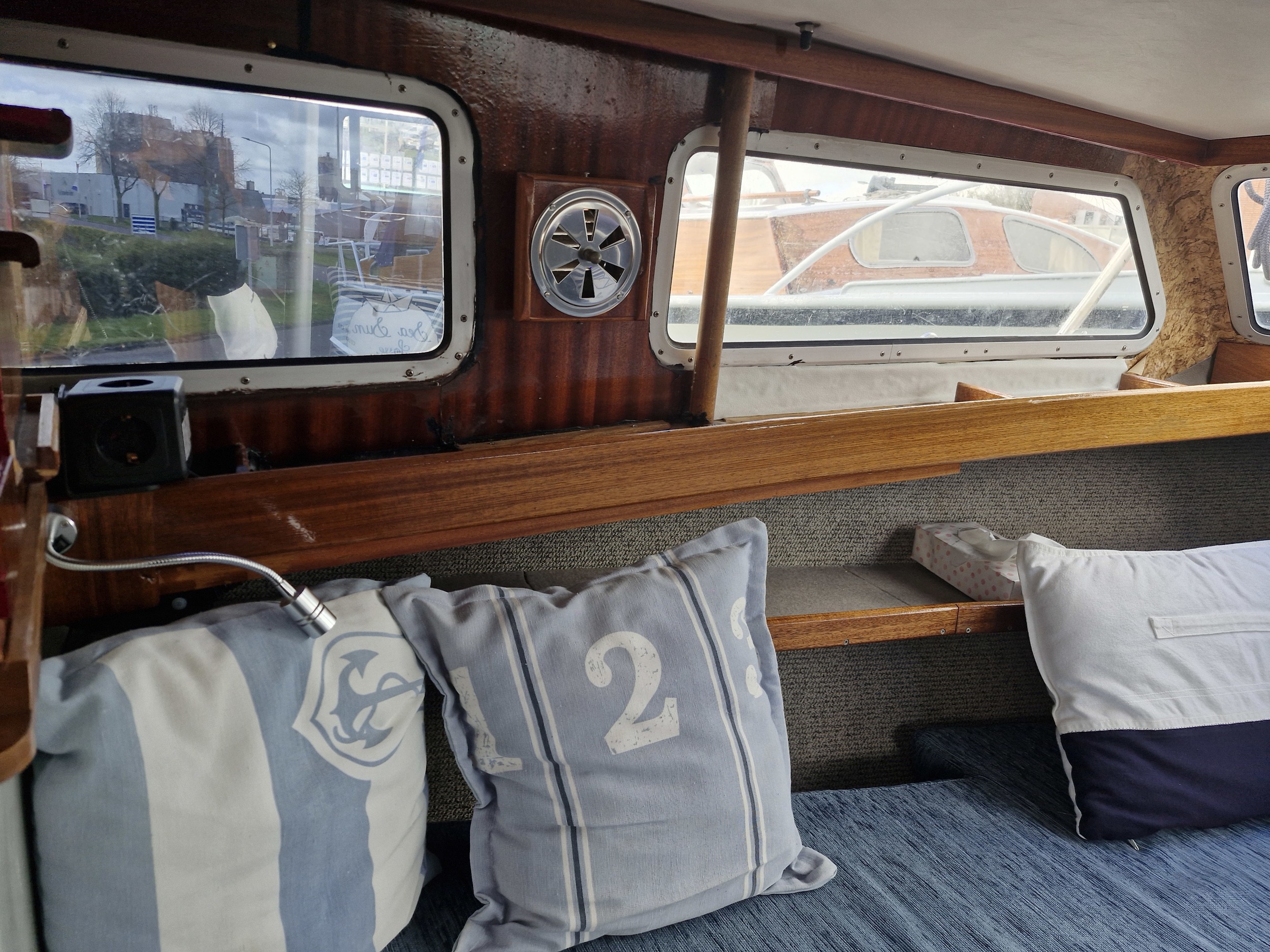 Saga 27