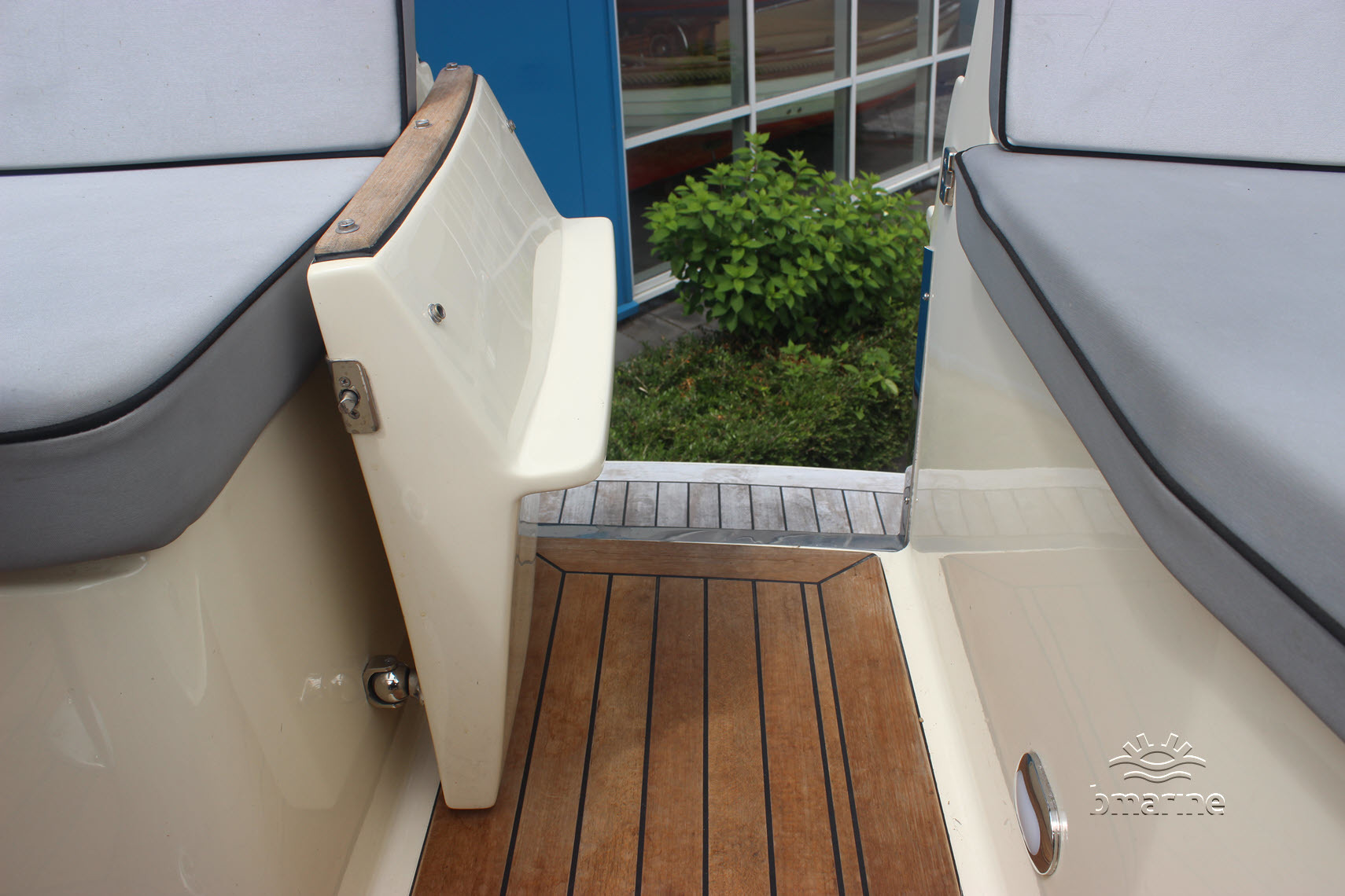 Interboat Intercruiser 28 Cabin