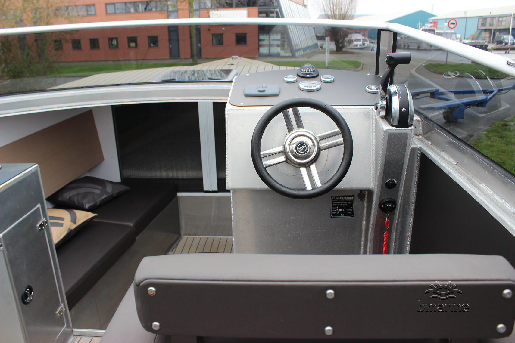 Van Vossen Tender Cabin 1000