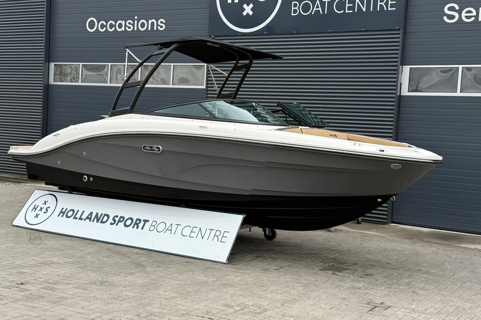 Sea Ray SPX 210