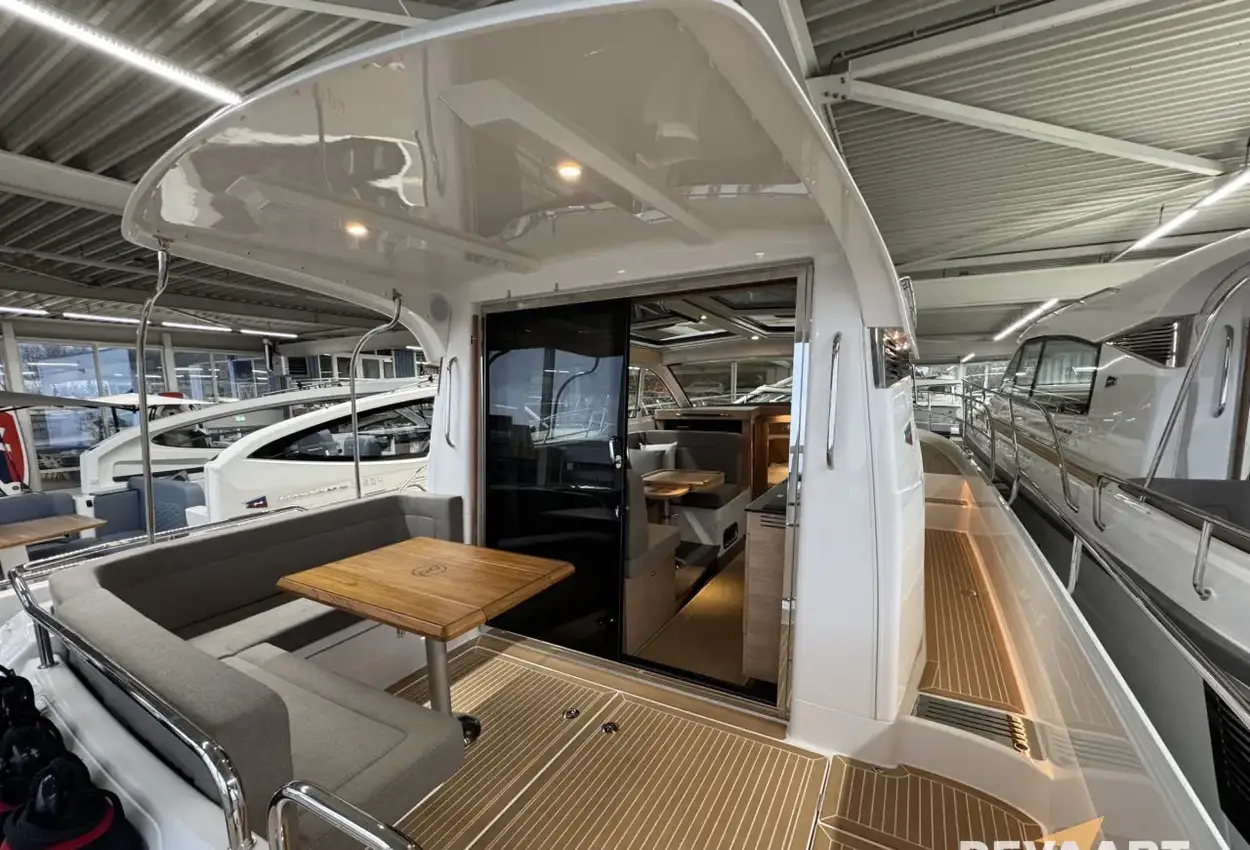 Nimbus 365 Coupe