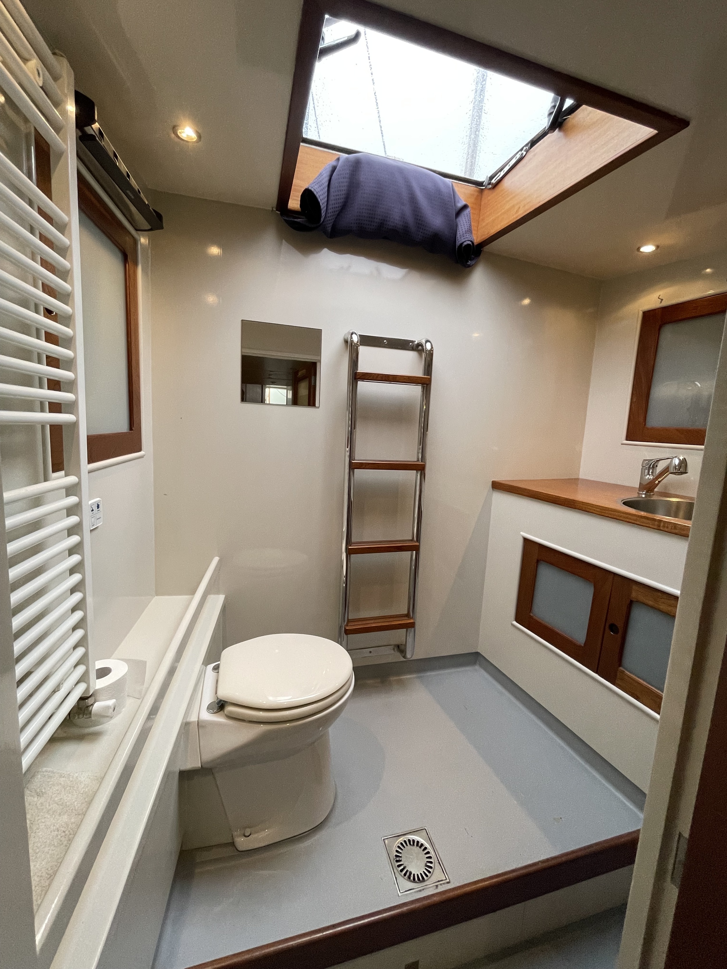 Dykstra Schooner 77, Midzwaard