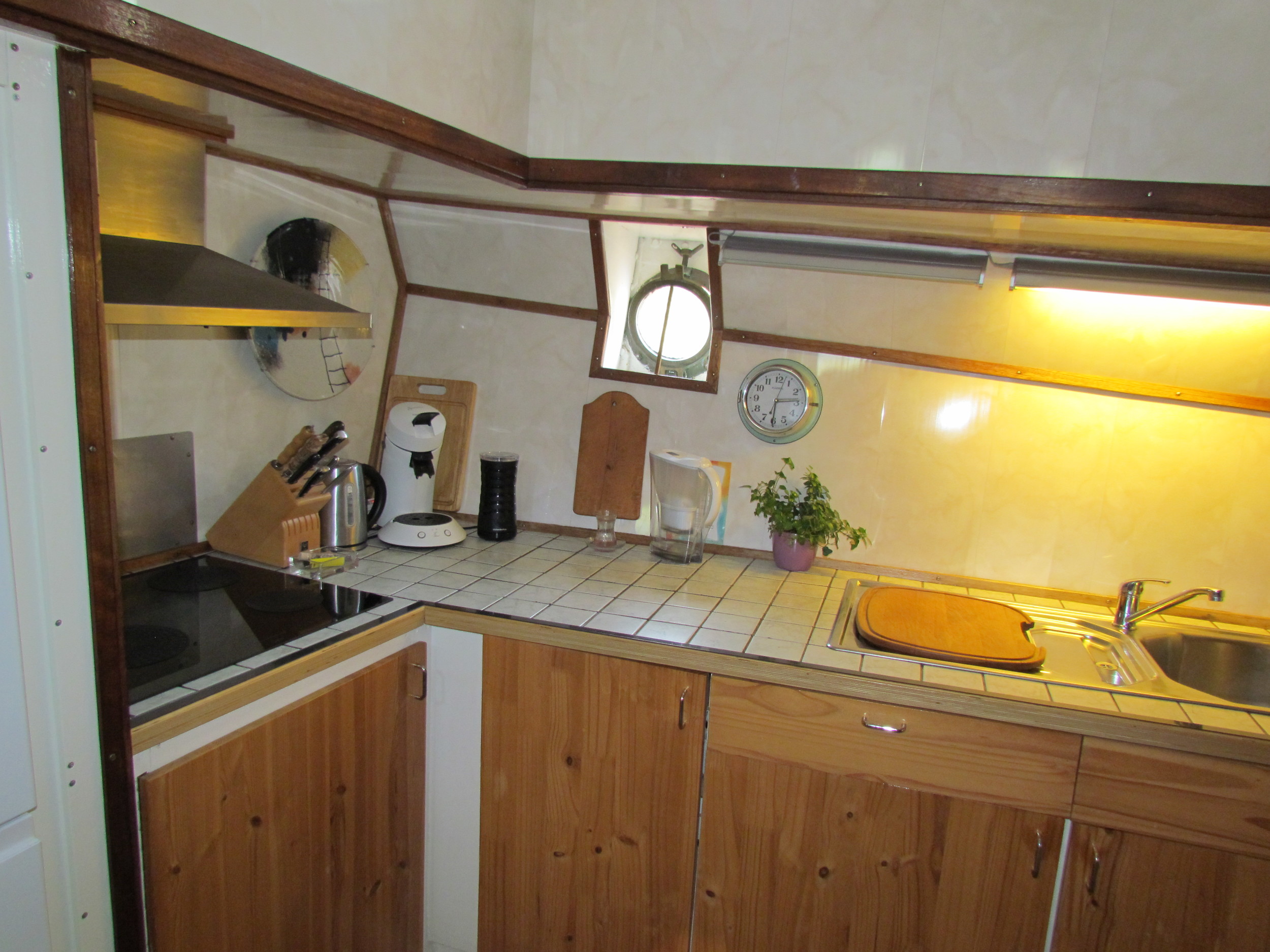 Luxe Motor Varend Woonschip 24.63