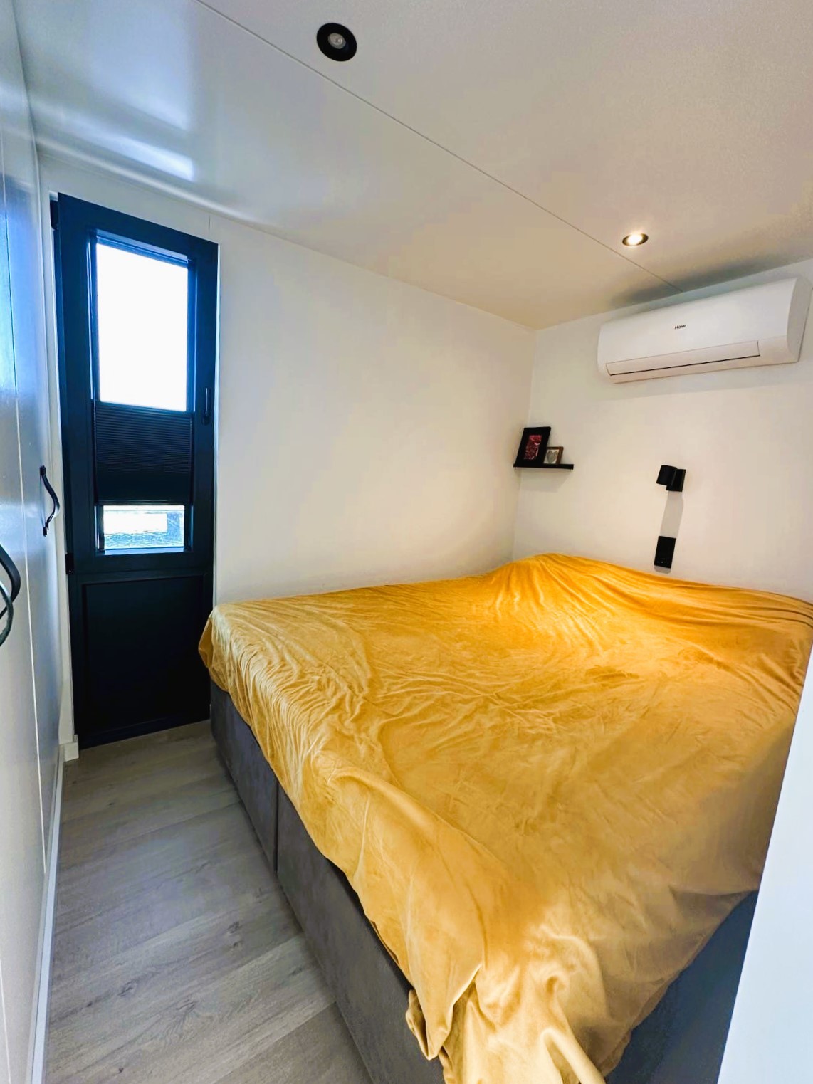 Havenlodge Castalia Houseboat Met Ligplaats