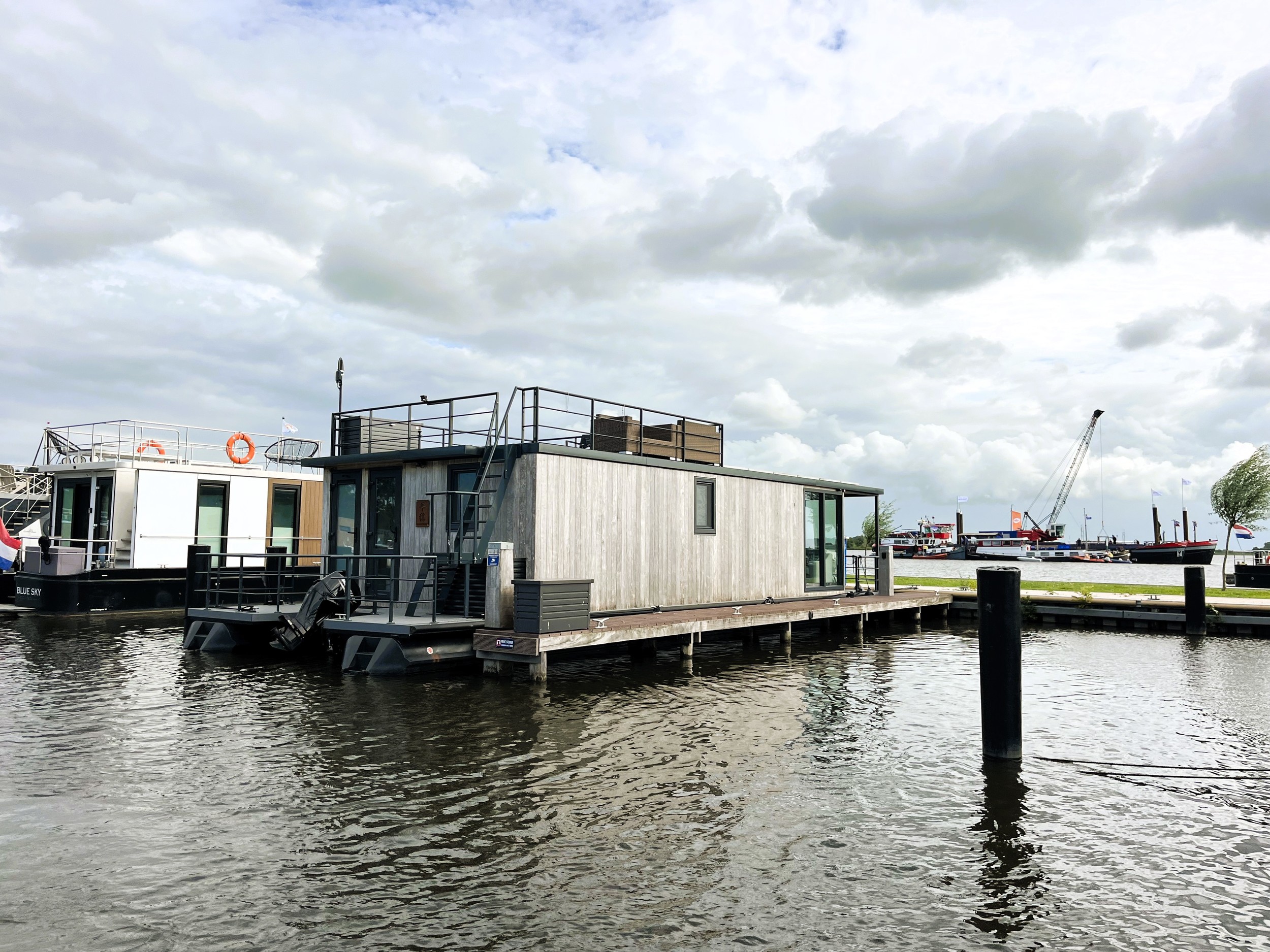 Castalia Evt. Met Koopligplaats Special Houseboat 1460 X 500