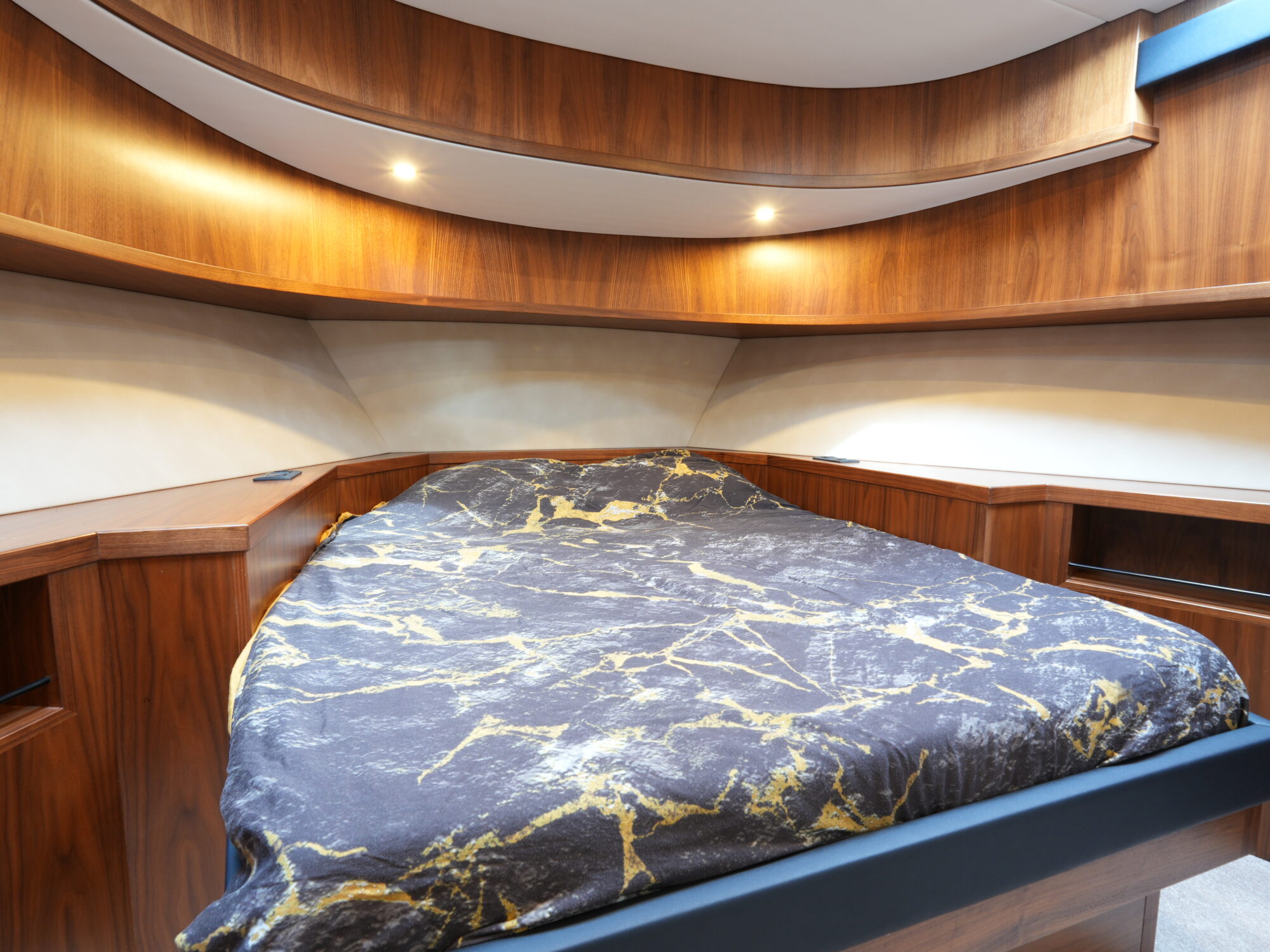 Van den Hoven Executive 15.00 MK II