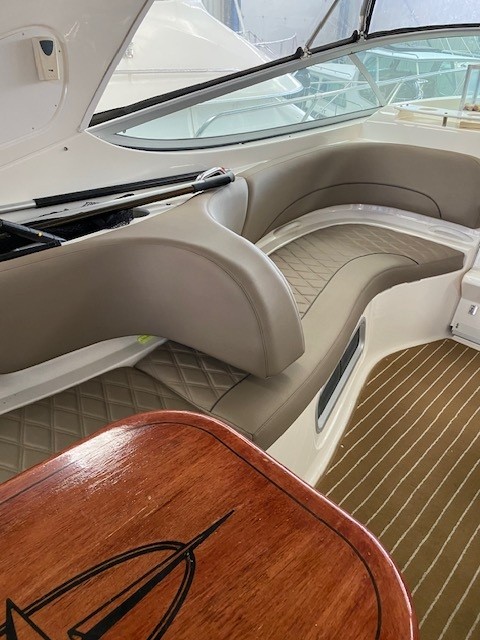 Bayliner 320 met 2x 260 pk Mercruiser van bouwjaar 2008!