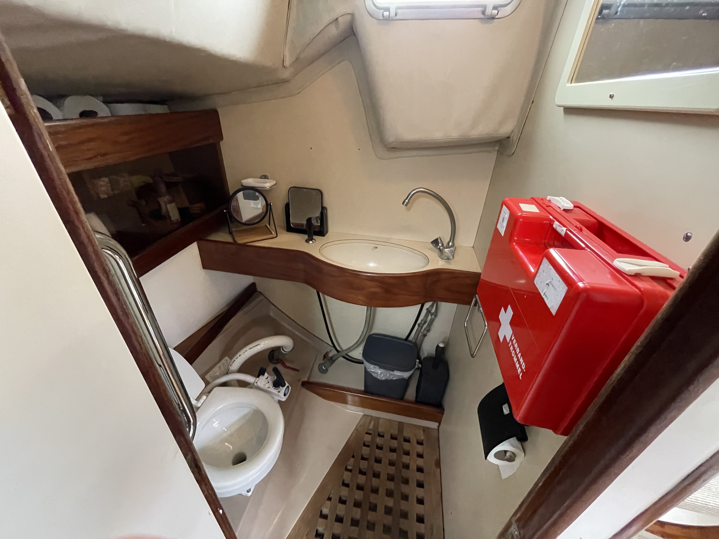 Beneteau First 42