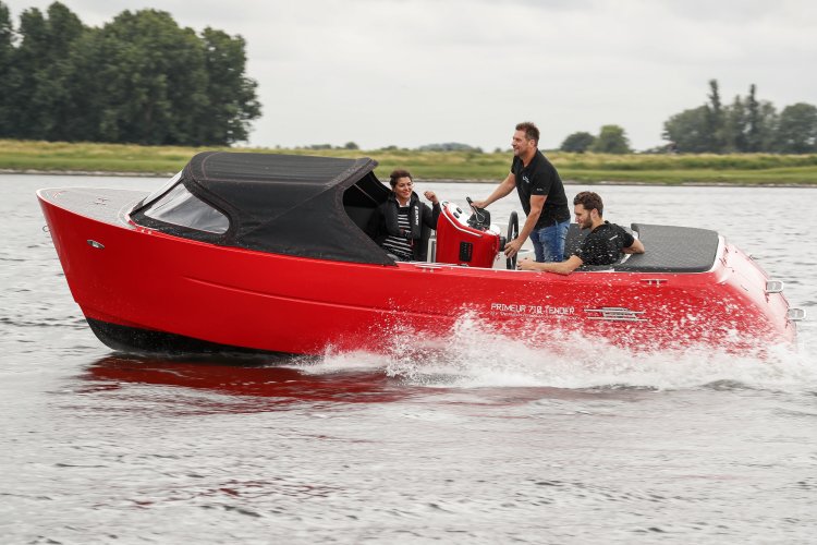 Primeur 710 tender DE GROOTSTE SLOEPENSHOWROOM VAN NEDERLAND