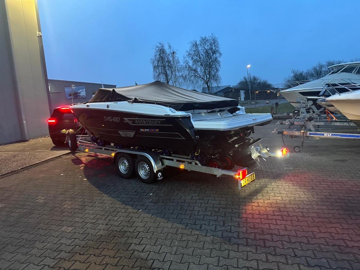 Vlemmix Boottrailers K 3500 kg. FLEX ROLL met wegklapbare LED verlichting