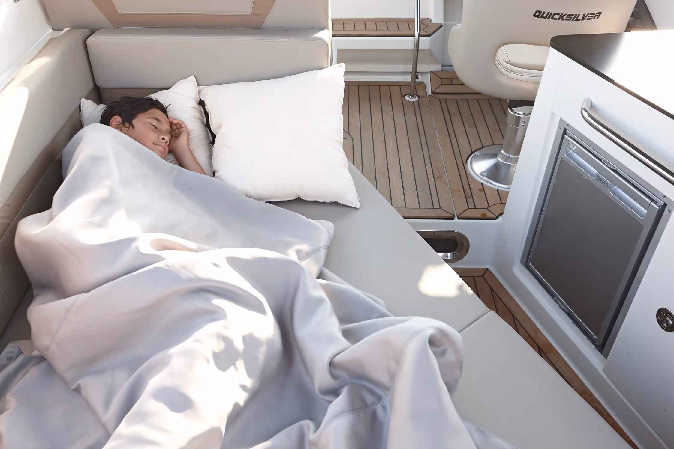 Quicksilver 805 Cruiser