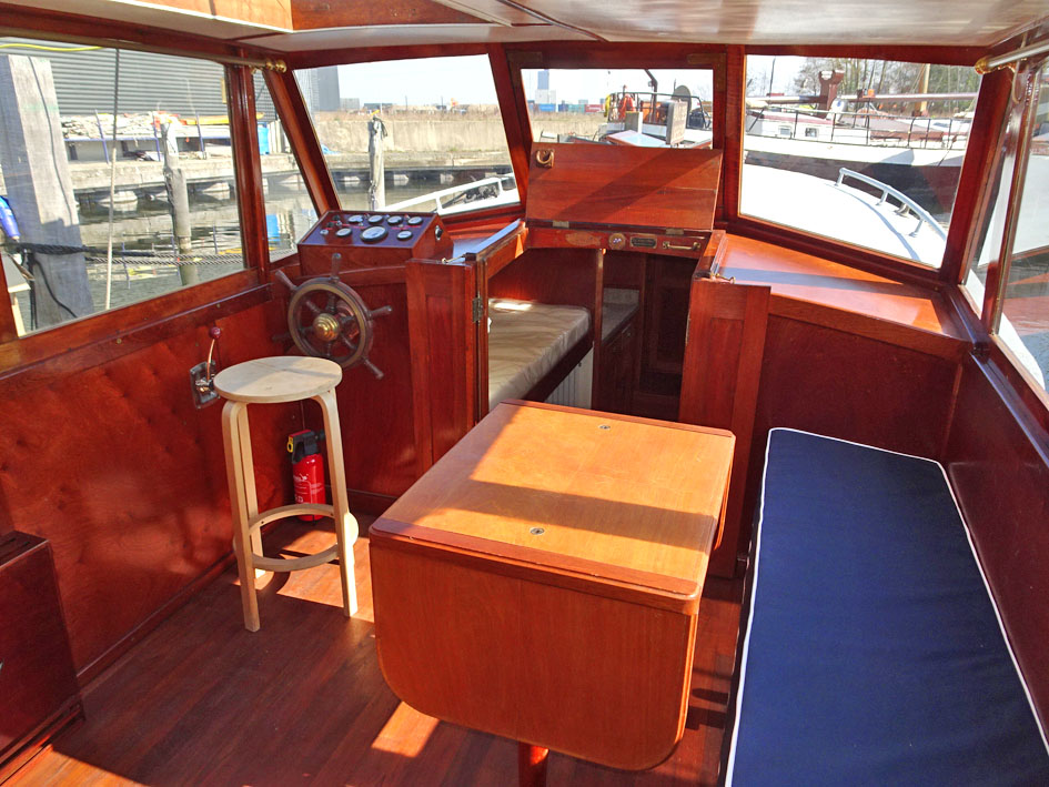 Bakdeksalonkruiser 11.20