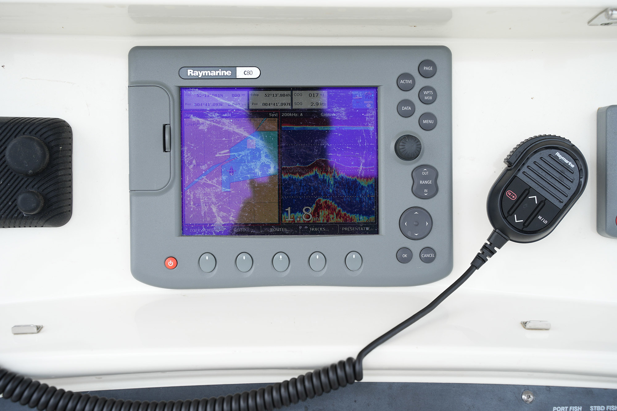 Boston Whaler 270 Outrage