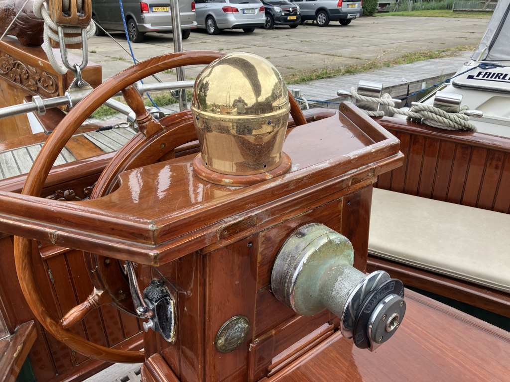 Lemsteraak 1300 "Bunsjoter"