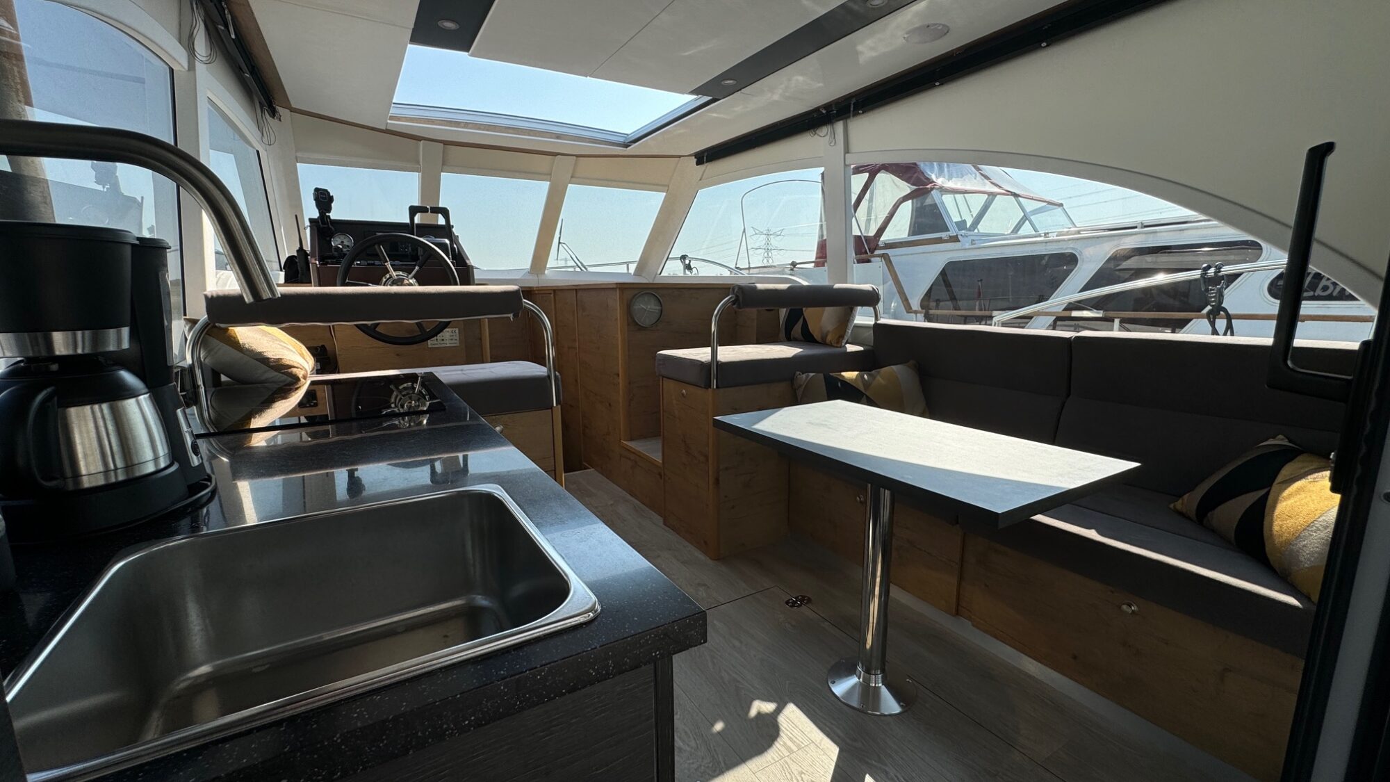 Concordia 110 Sedan Paviljoen