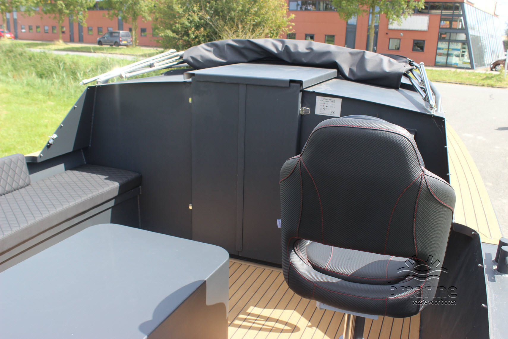 Blackfish Classic 750