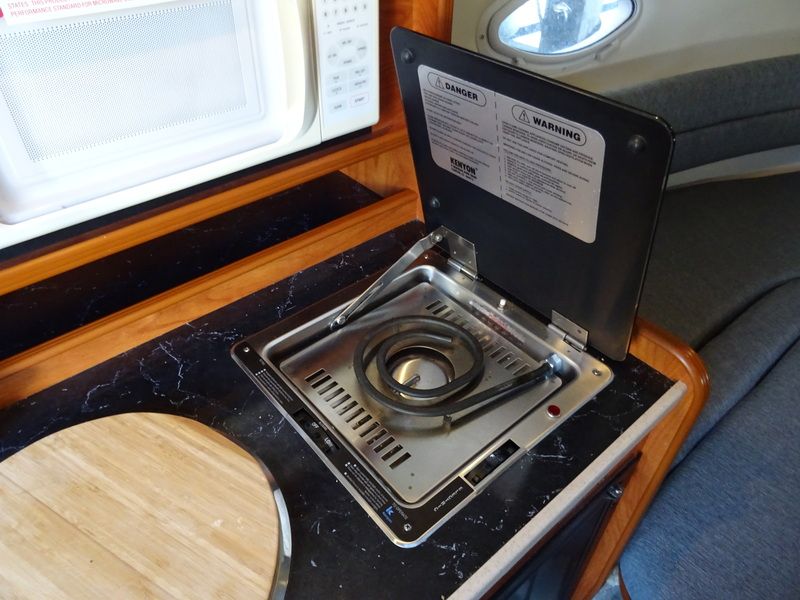 Rinker 250 Fiesta Vee