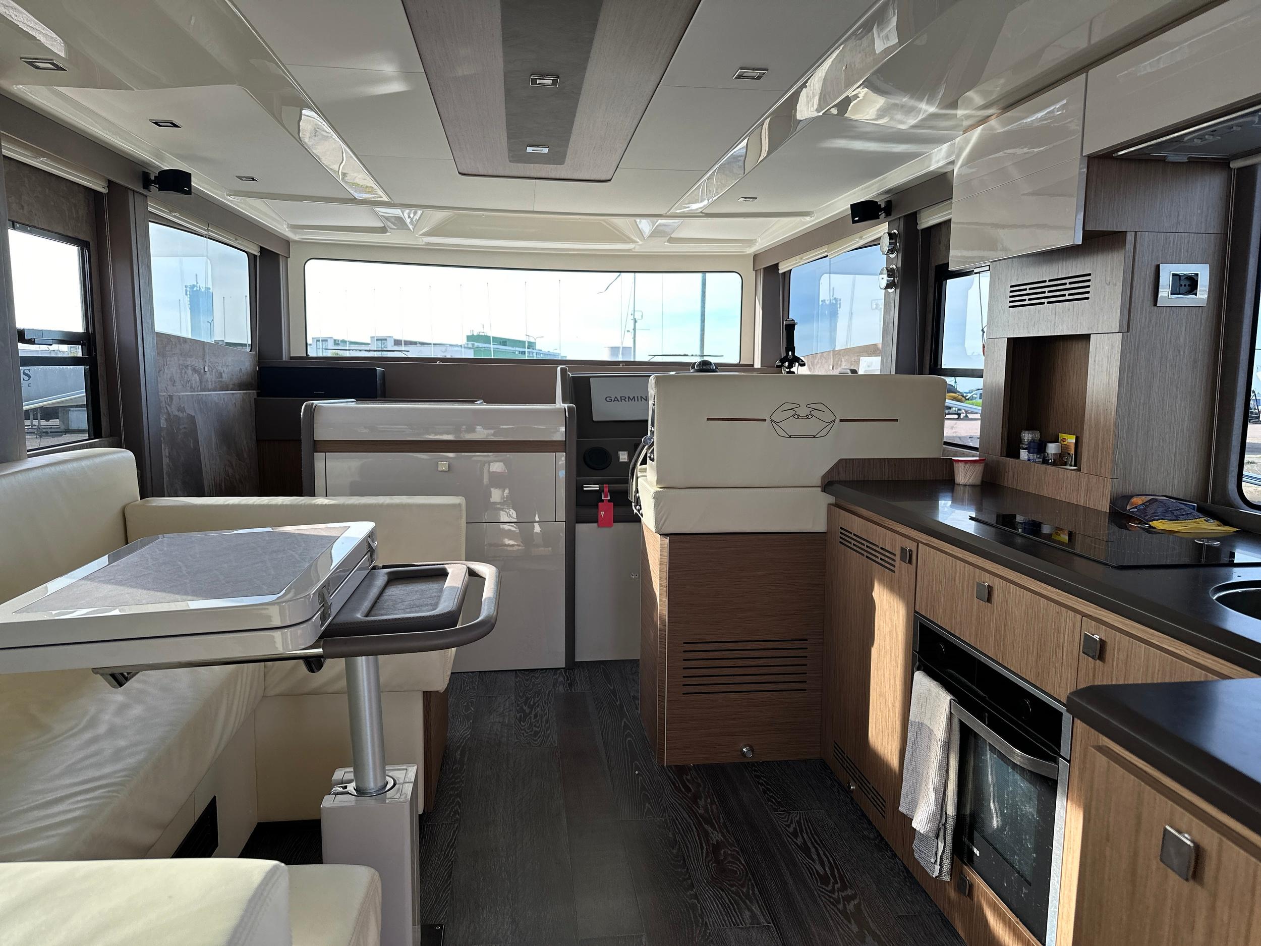 Cranchi T43 Eco Trawler Long Distance