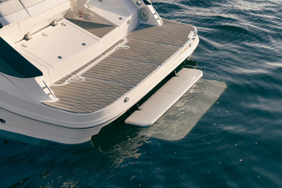 Sea Ray Sundancer 370